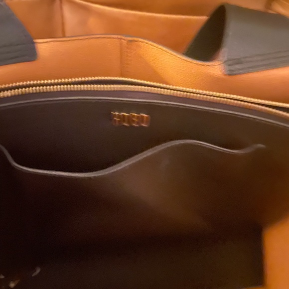 HOBO Vida Black Tote - Picture 5 of 6